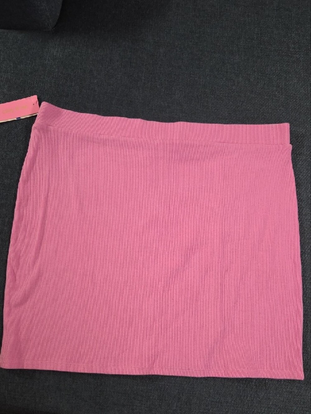 Riley & Rae Pink Ribbed Mini Skirt - Picture 2 of 4